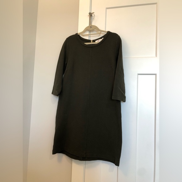 Vineyard Vines ribbed dress size medium - Picture 10 of 11